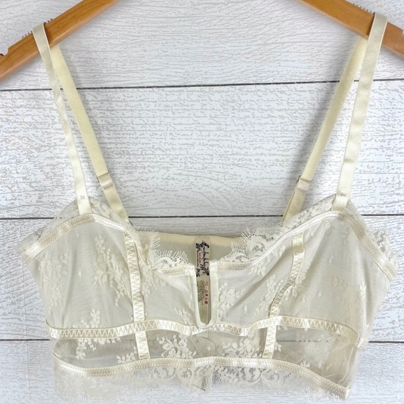 NWT Free People Layer In Lace Bustier In Ivory - Picture 4 of 8